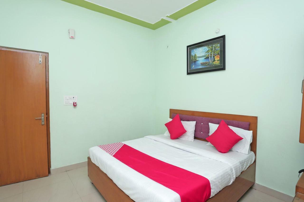 Oyo 38520 Hotel Silverspoon Roorkee エクステリア 写真
