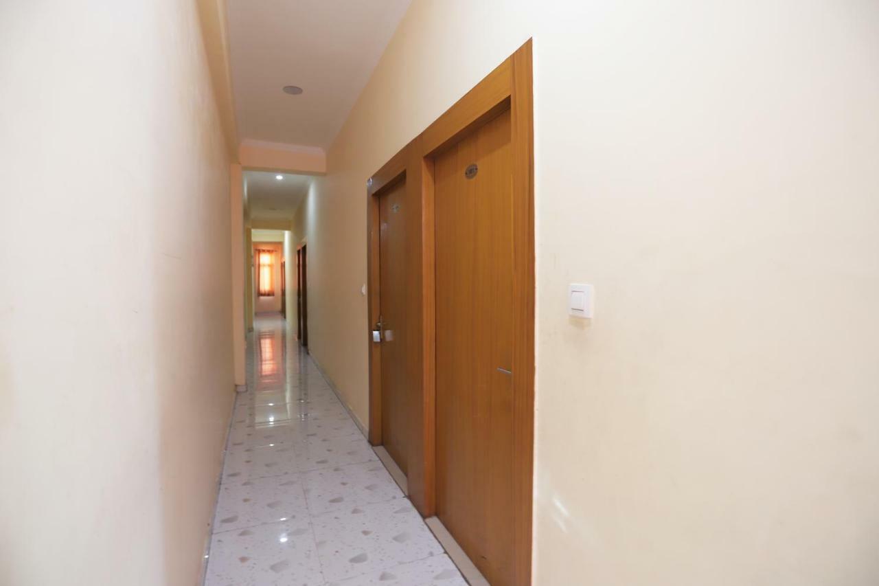 Oyo 38520 Hotel Silverspoon Roorkee エクステリア 写真