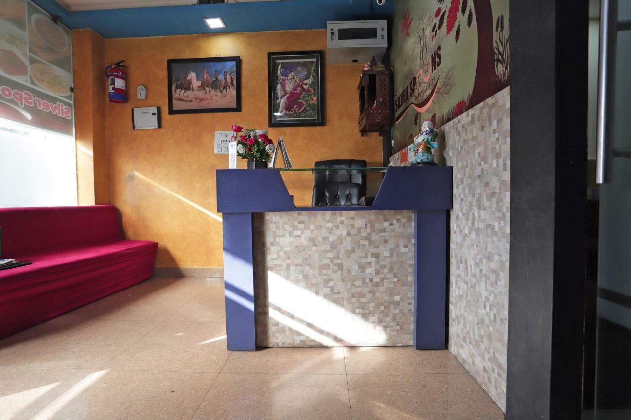 Oyo 38520 Hotel Silverspoon Roorkee エクステリア 写真
